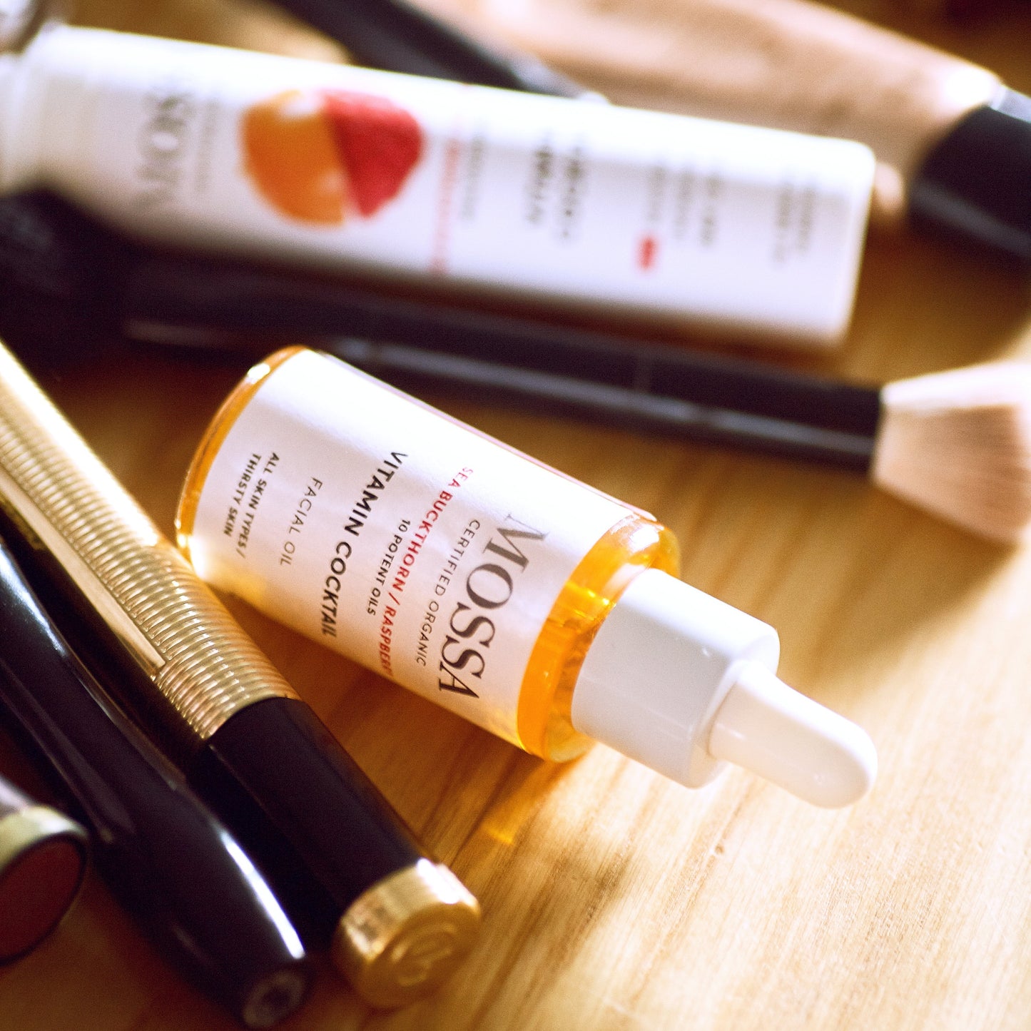 MOSSA Vitamin Cocktail Facial Oil — Óleo Facial Nutritivo & Iluminador